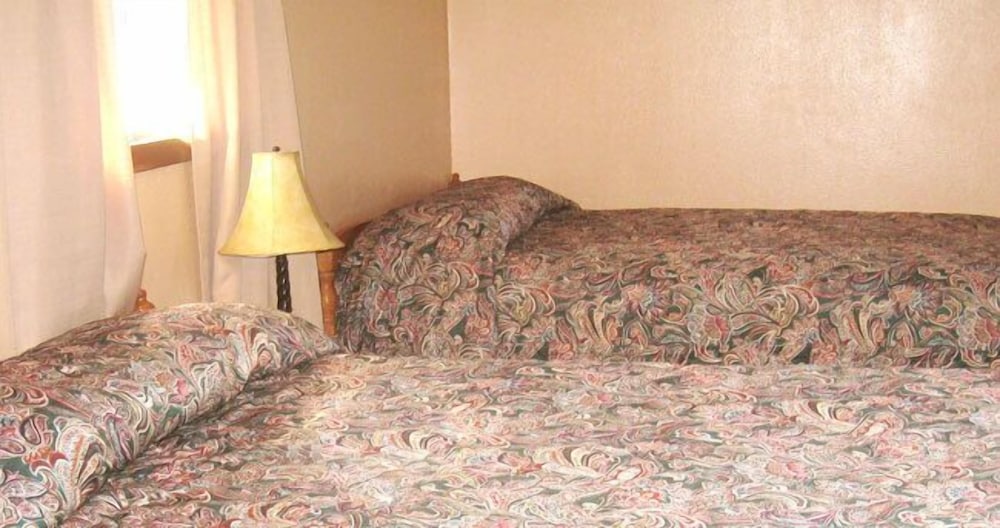Standard Room, 2 Queen Beds photo 1