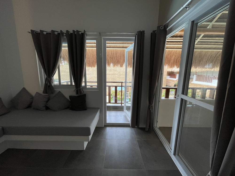 Deluxe Triple Room - Photo 18