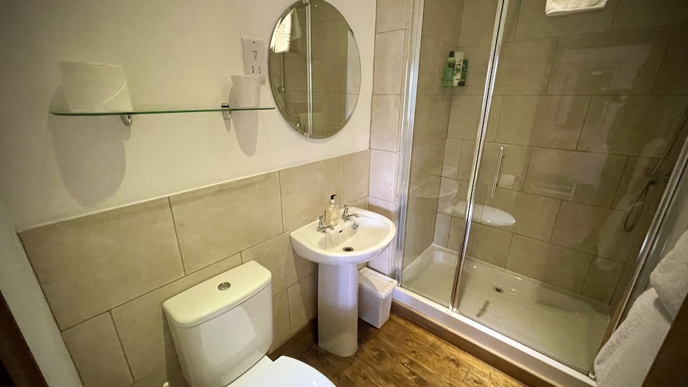 Double Room, 1 King Bed photo 2