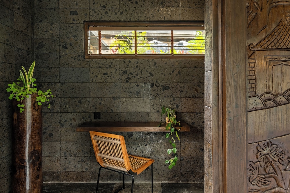 Executive Villa, 1 King Bed, Valley View