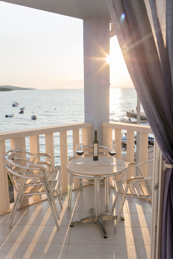 Apartment, 2 Bedrooms, Balcony, Sea View (for 5 people) photo 3