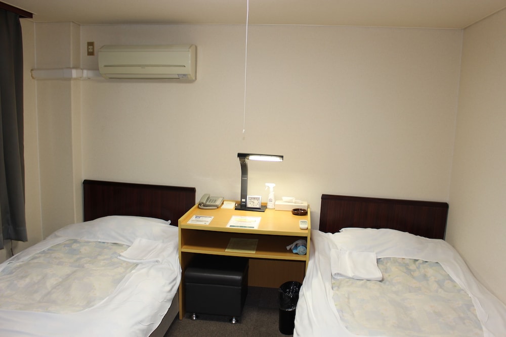 Twin Room, Smoking (A) photo 3