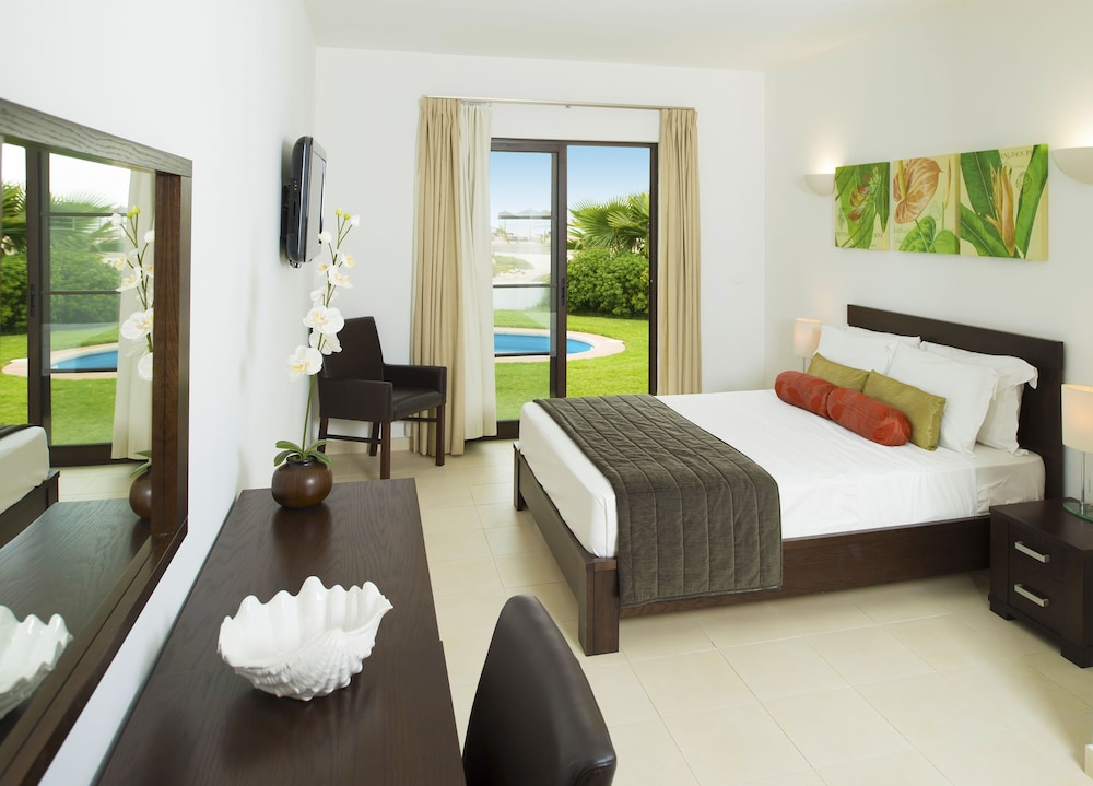 Villa, 4 Bedrooms, Private Pool - Photo 5