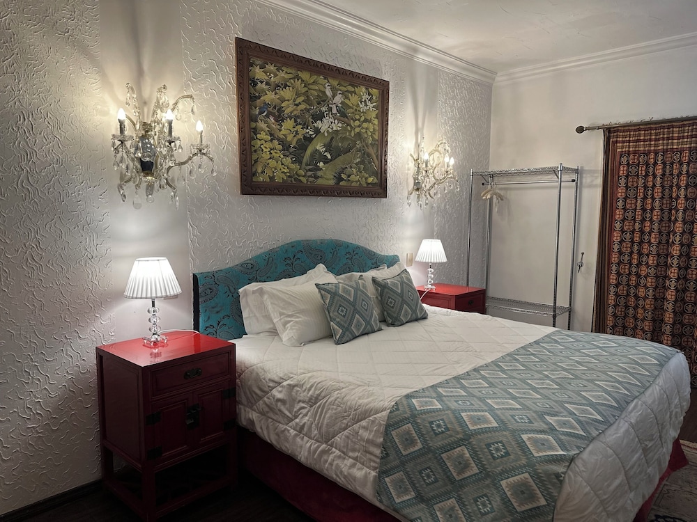 Swiss Master Suite with Fireplace photo 2