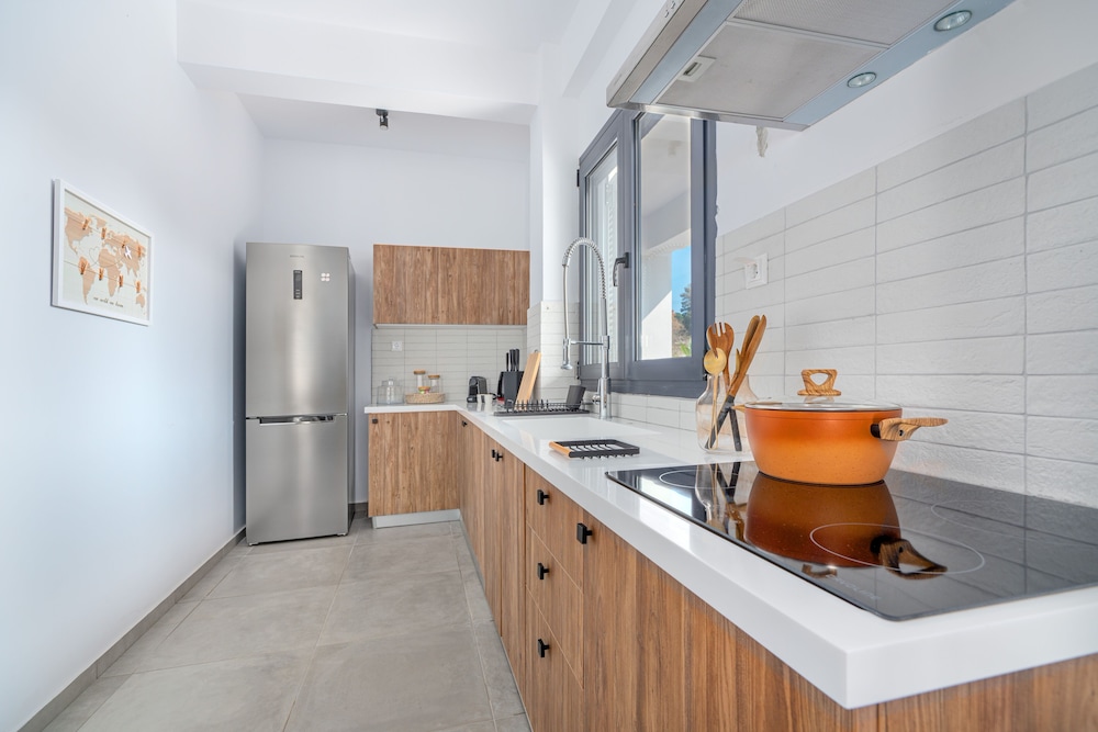 Family Apartment, Private Pool, Ground Floor photo 3