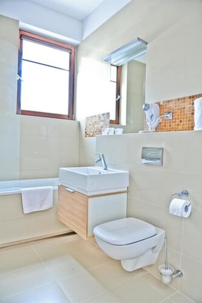 Comfort Apartment, 2 Twin Beds, Kitchenette