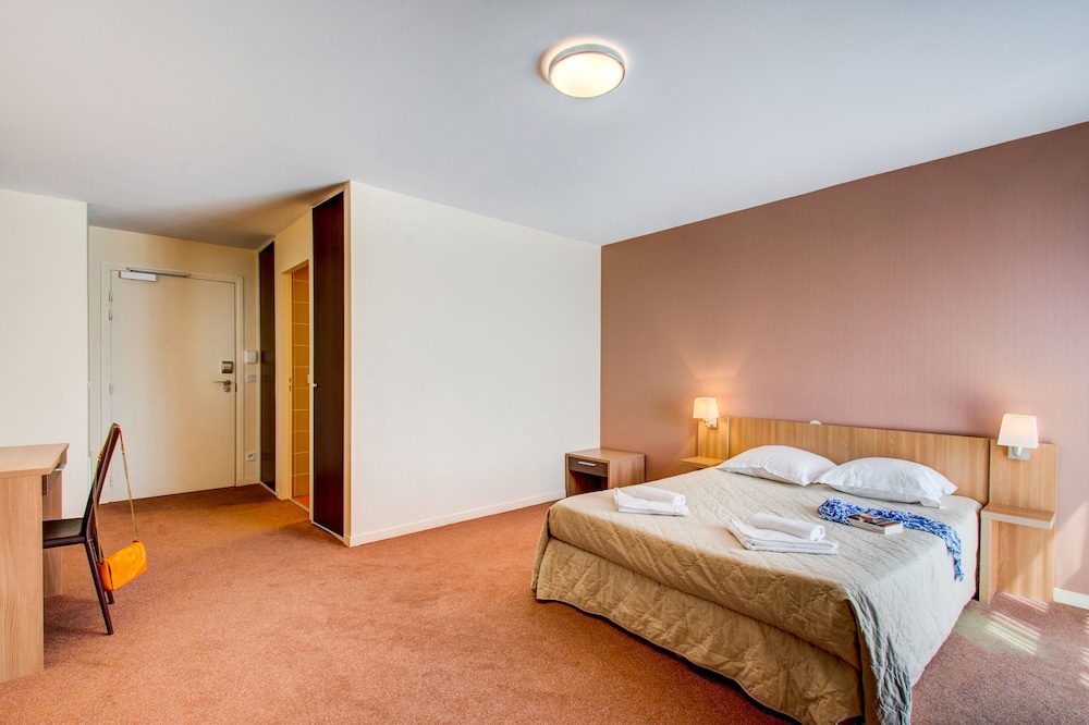 Double or Twin Room photo 2