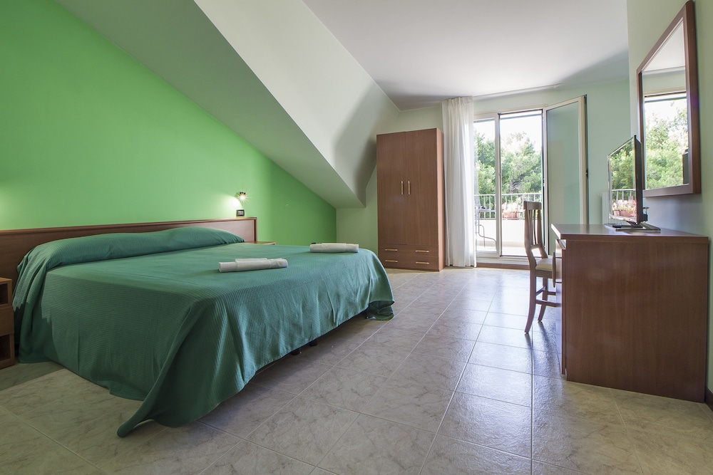 Superior Double or Twin Room photo 1