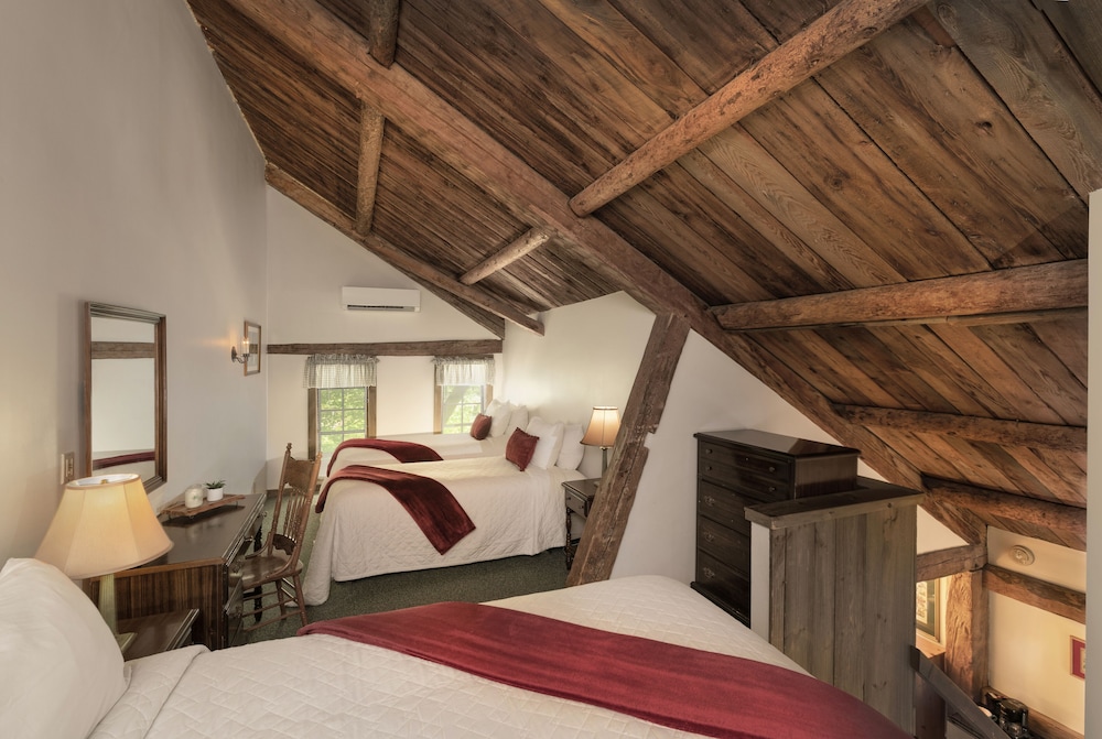 Small Barn Suite photo 1