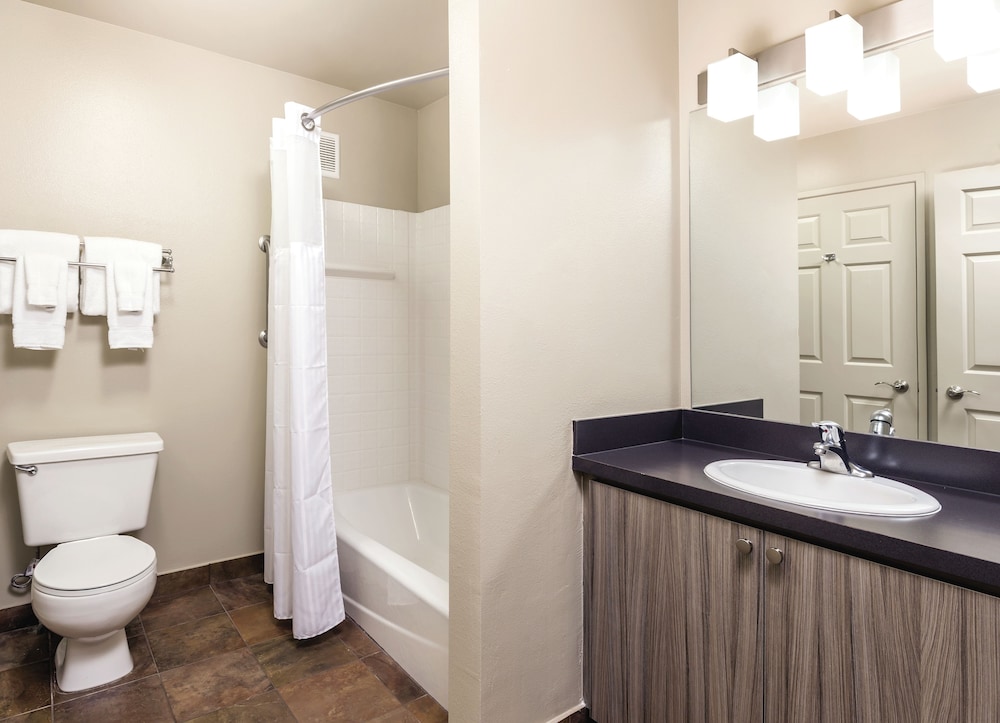 Standard Suite, 1 Bedroom, Non Smoking, Kitchenette photo 2