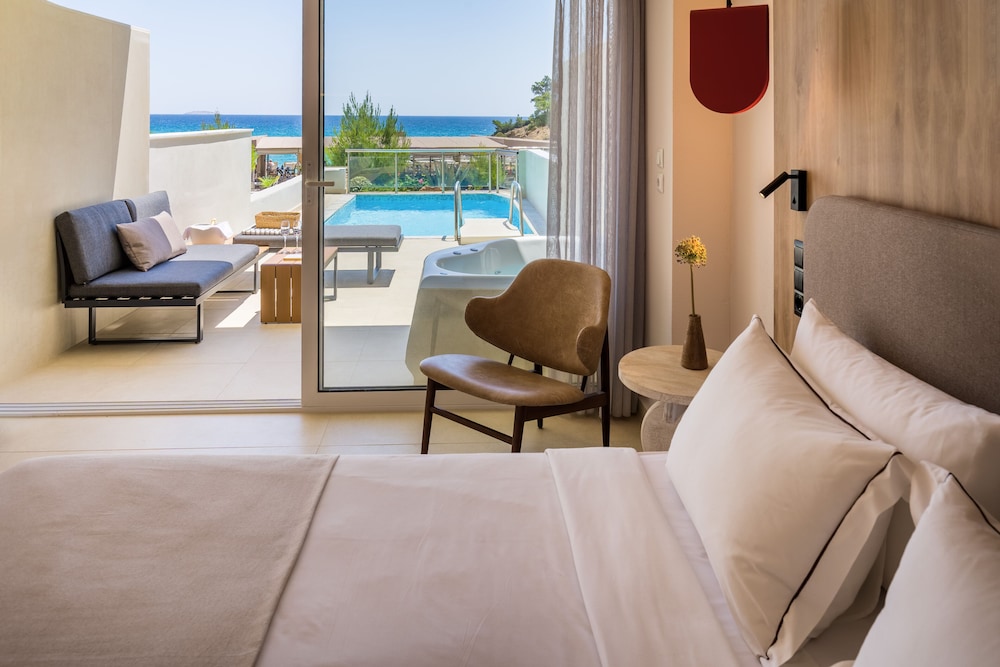 Senior Suite, Private Pool