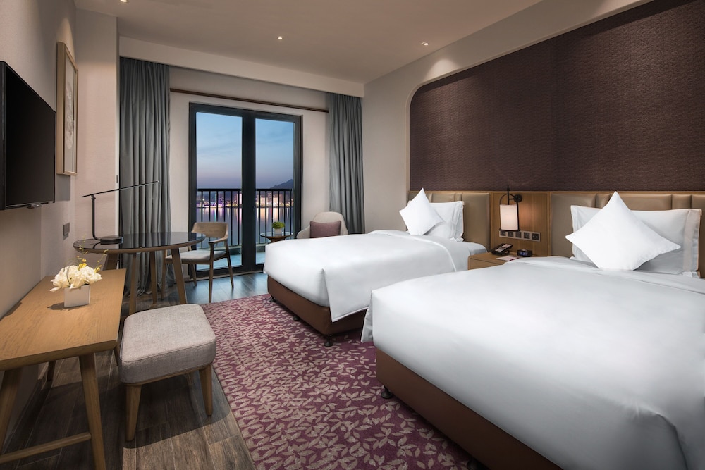 Premium Room, 2 Twin Beds, Sea View