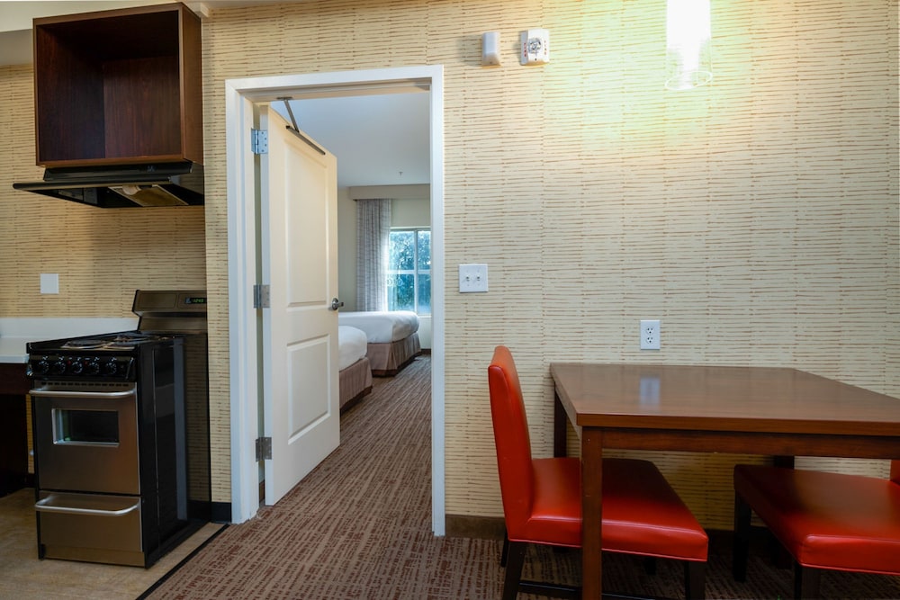 Suite, 1 Bedroom (Mobility/Hearing Accessible, Tub) photo 1
