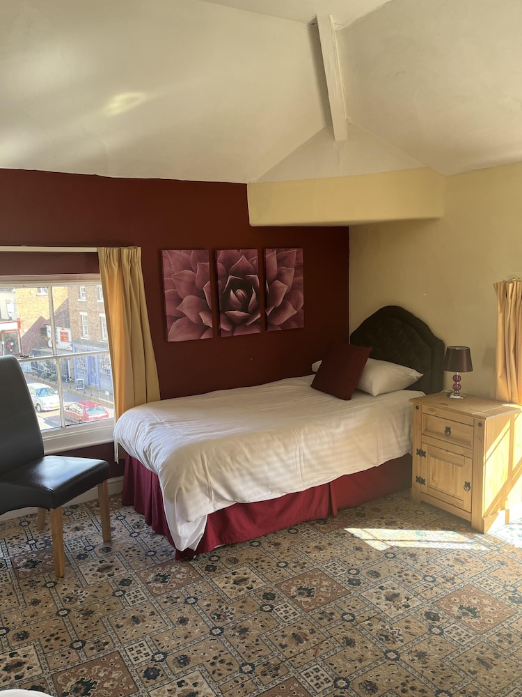 Executive Triple Room, Ensuite photo 2