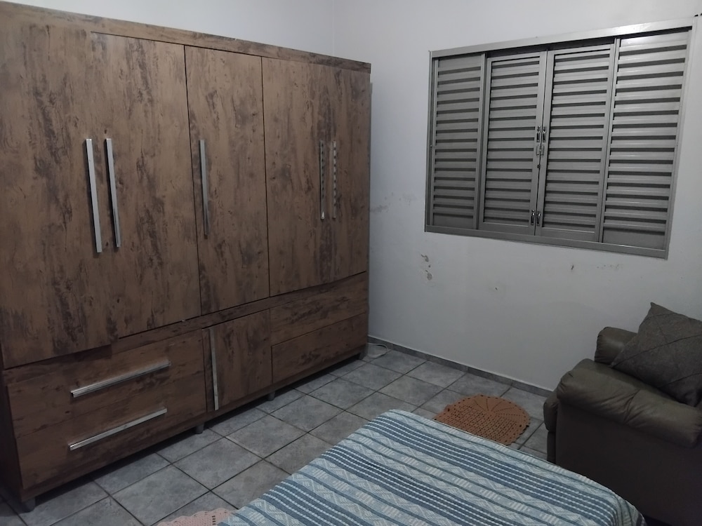 Basic Room photo 2
