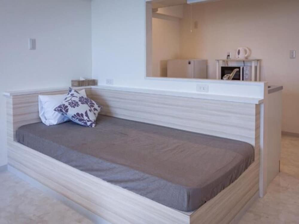 Suite - Photo 7