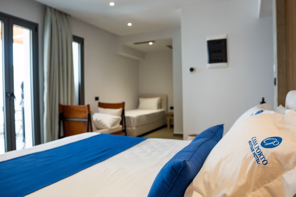 Luxury Triple Room (with sea view and spa) - Photo 1