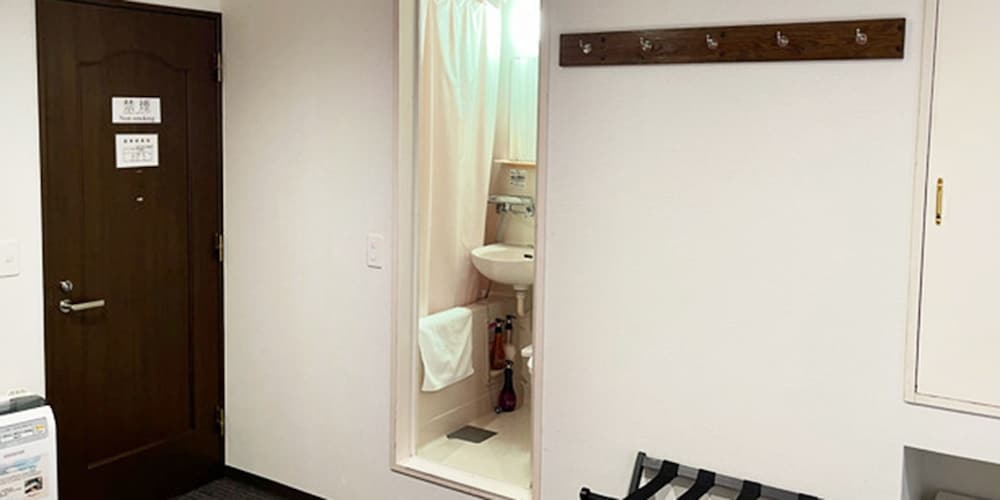 Basic Double Room - Photo 9