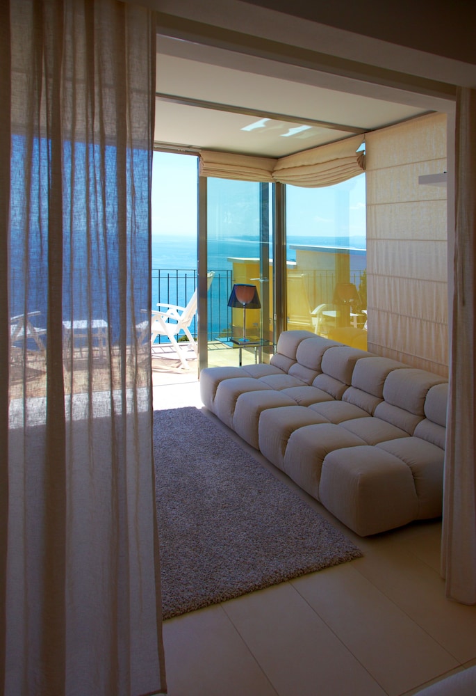 Deluxe Studio, Sea View, Annex Building (90 Meters Away) photo 2