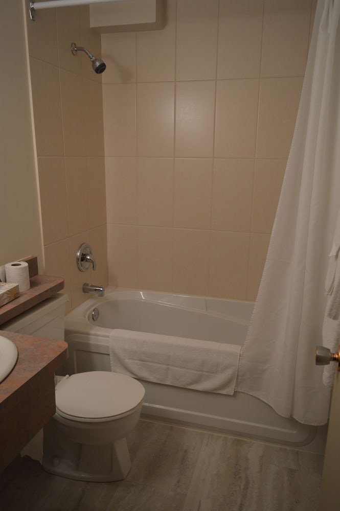 Standard Double Room, 2 Double Beds photo 2
