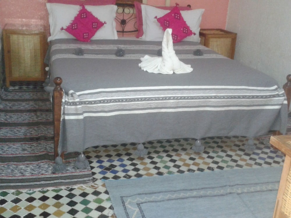 Basic Double or Twin Room, Ensuite (privée) photo 3