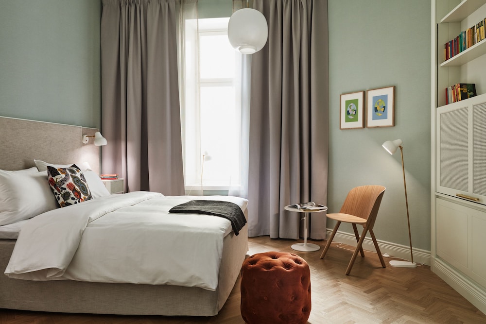 Cozy Studio - Excluding Spa Access