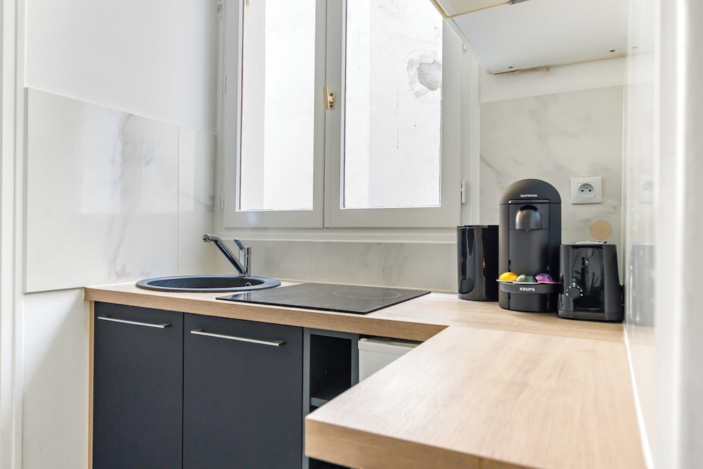 Apartment photo 2