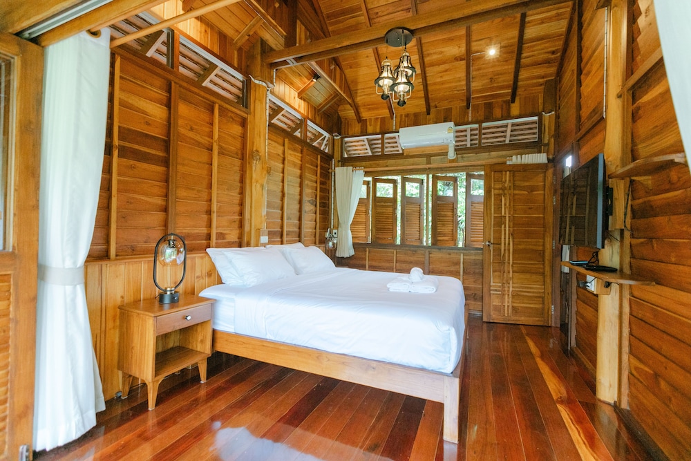 Serenity Villa photo 1