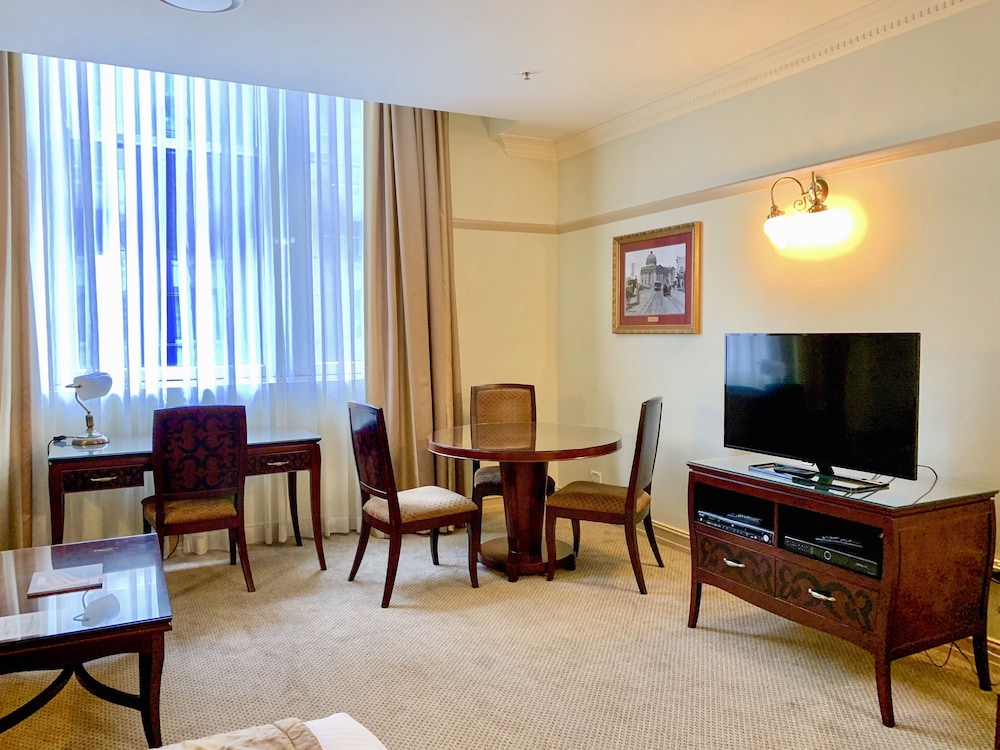 Deluxe Room - Photo 21