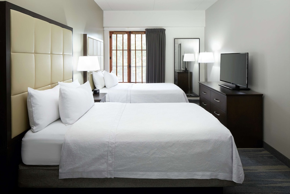 Suite, 2 Double Beds, Fireplace - Photo 1