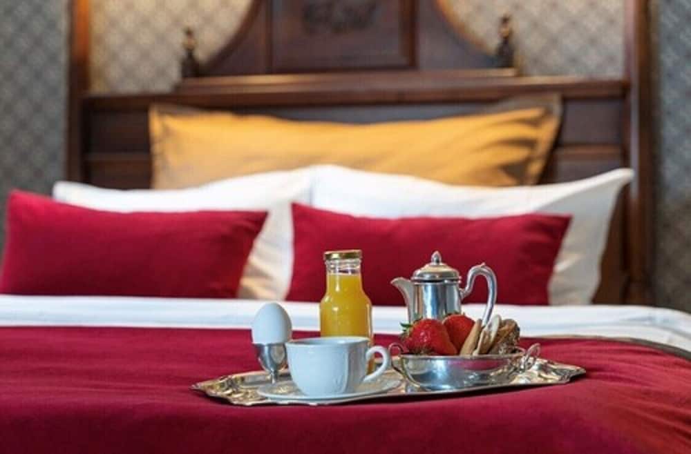 Junior Suite, 1 Double Bed photo 2