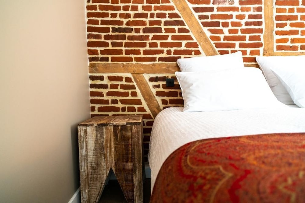 Deluxe Double Room, 1 King Bed, Garden Area