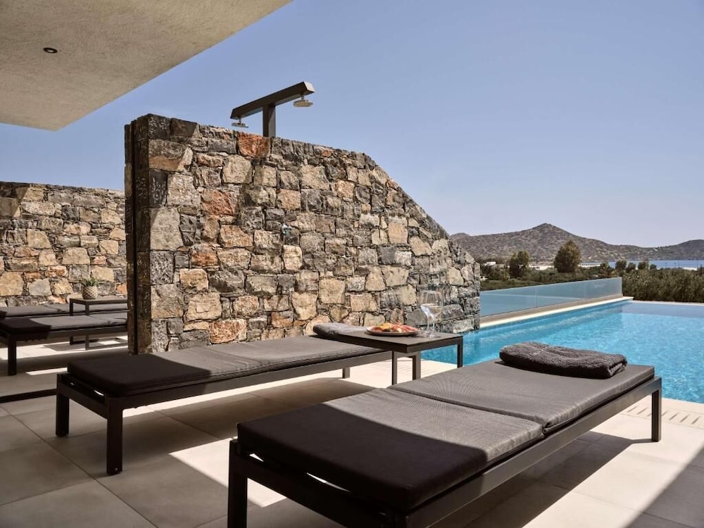 Family Suite, Connecting Rooms (Private pool)