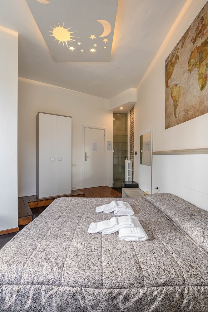 Luxury Suite, 2 Bedrooms, Connecting Rooms, City View photo 3