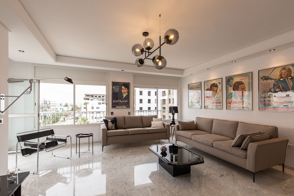 Luxury Apartment, 3 Bedrooms, Non Smoking, Lakeside photo 1