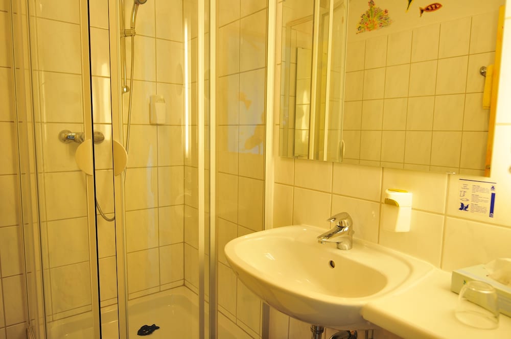 Double Room Gold - Photo 40