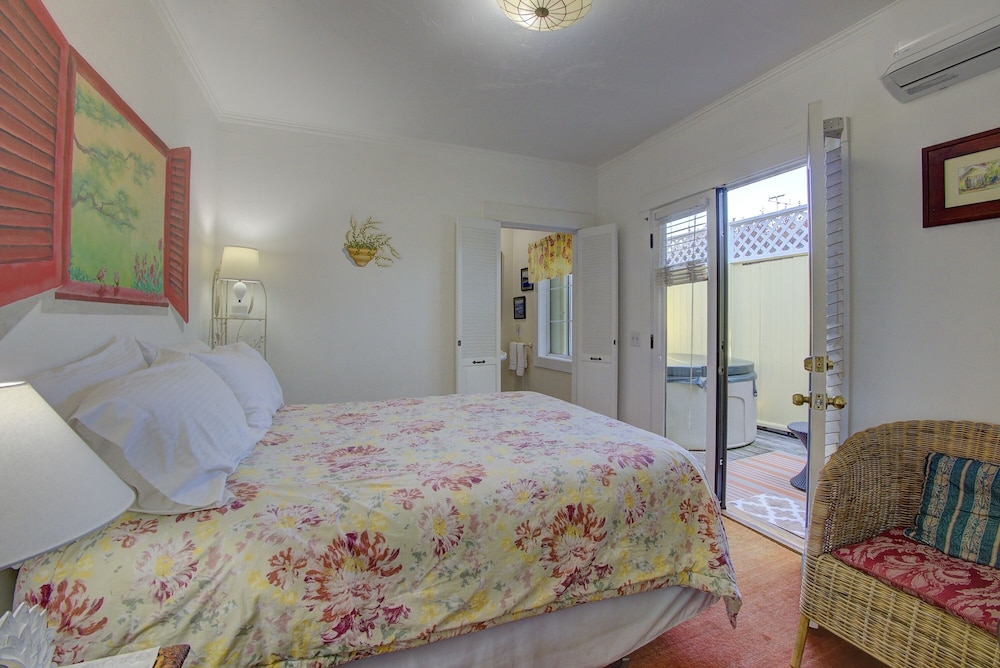 Room, Private Bathroom (Kingfisher) photo 1