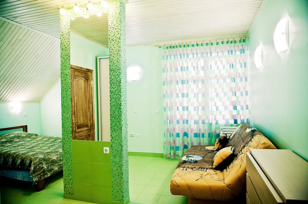 Design Triple Room