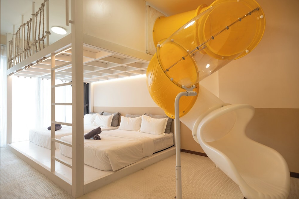 Fantasy Funland Retreat by The Only Bnb - Photo 1