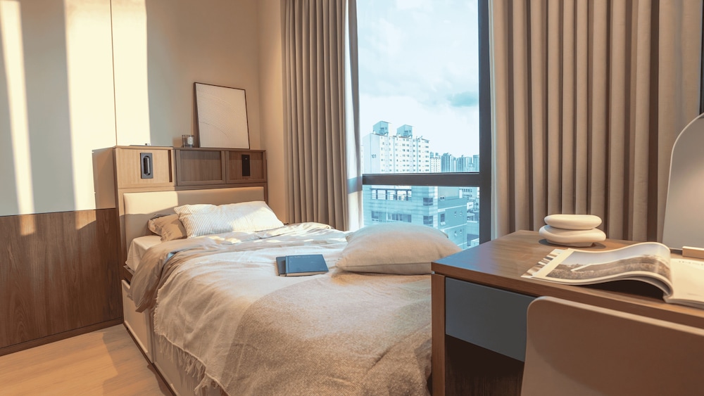 Superior Single Room, Non Smoking, Kitchenette