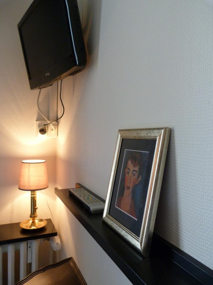 Standard Double Room photo 3
