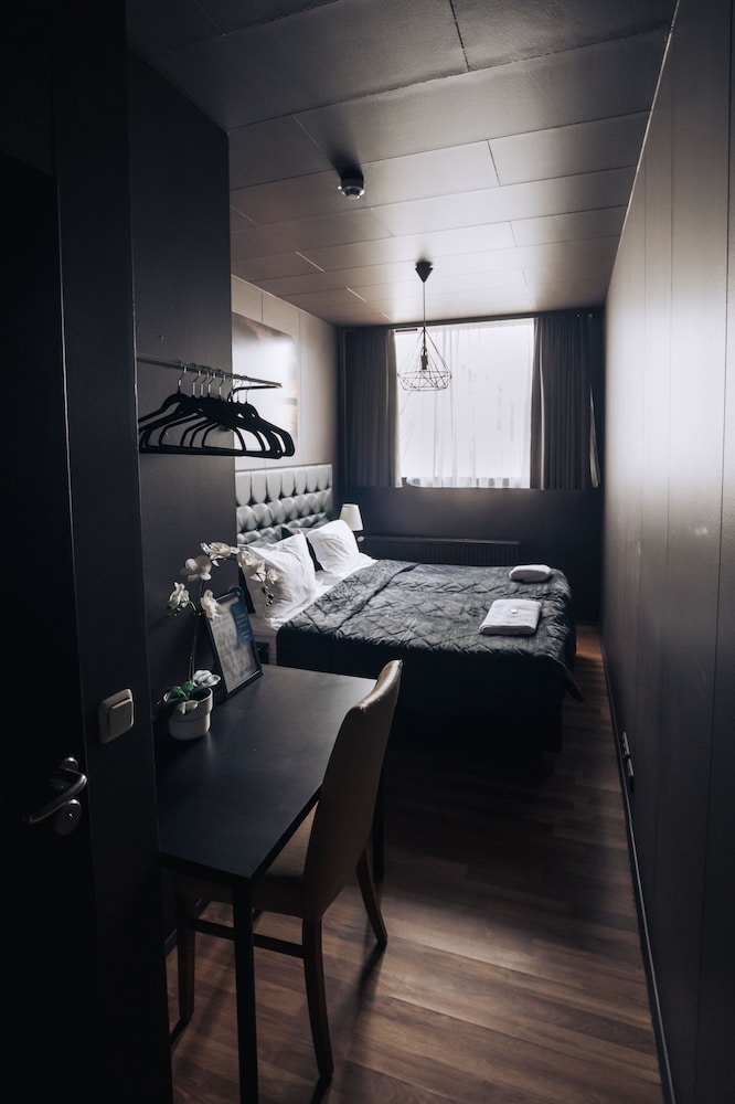 Economy Double Room photo 1