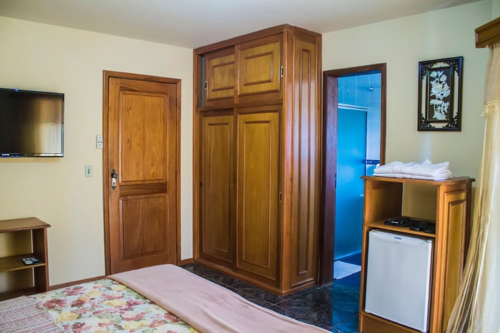 Deluxe Room - Photo 2