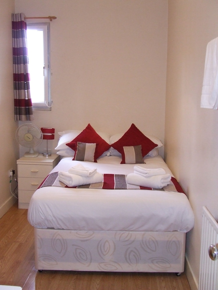 Double Room, Shared Bathroom photo 1
