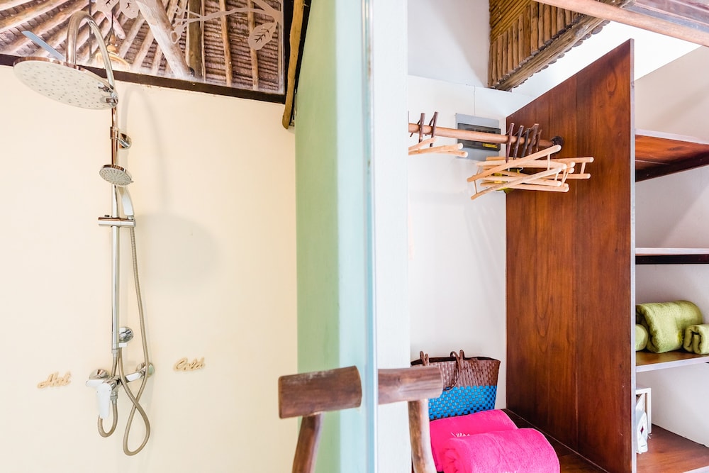 1 Bedroom Beach Front Villa - Photo 3