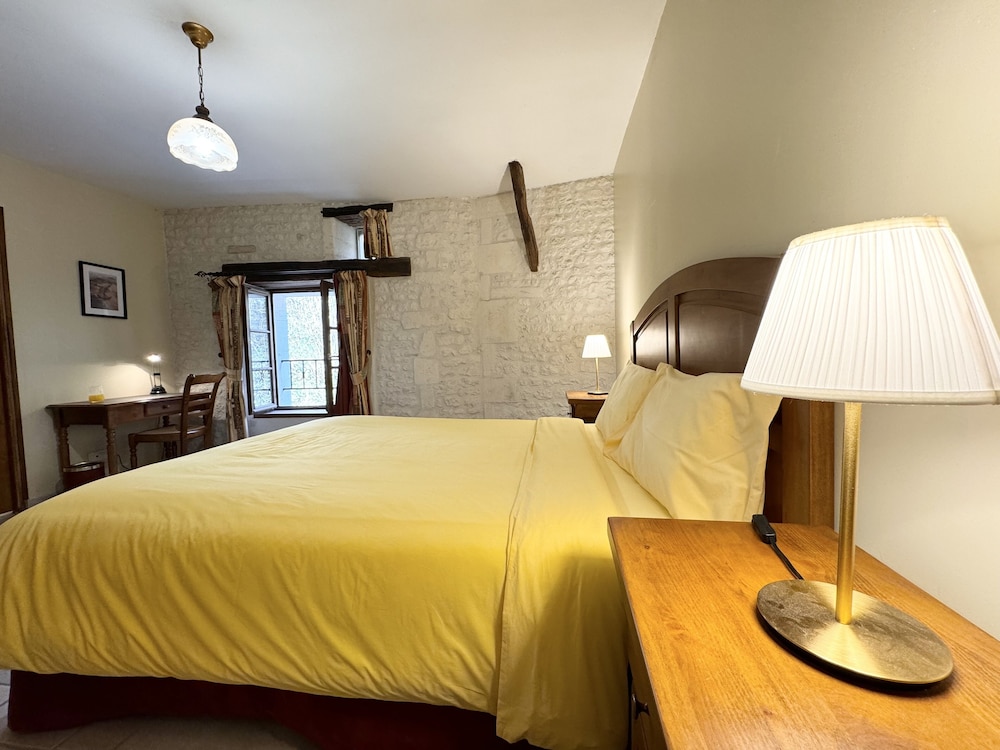 Family Suite, 3 Bedrooms (6 guests)