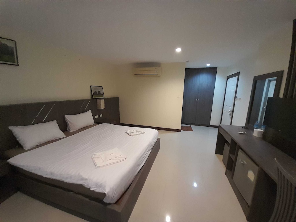 Deluxe Double Room - Photo 1