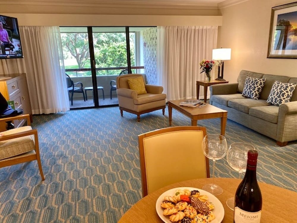 Suite, 2 Queen Beds (1K-2Q) - Photo 6