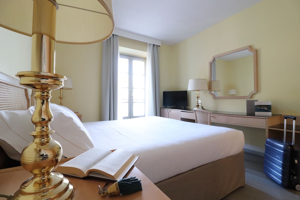 Classic Double Or Twin Room photo 3