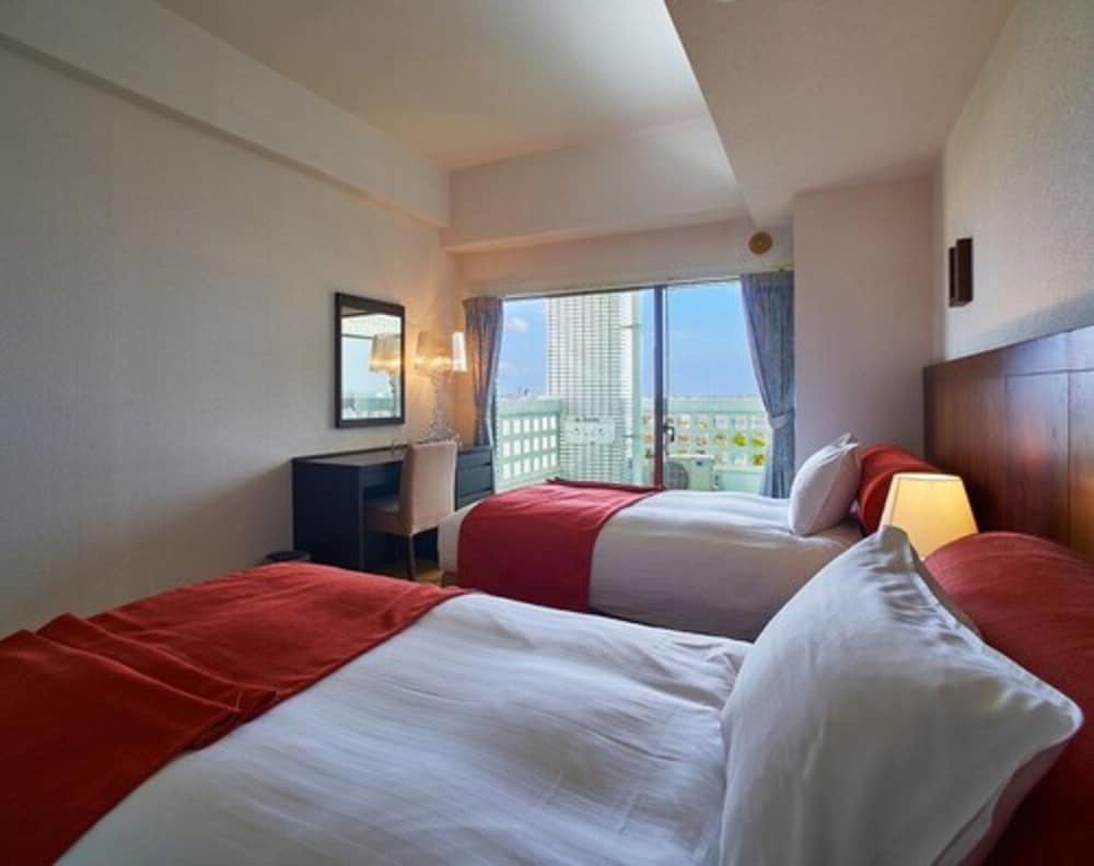 Suite Room Partial Ocean View, Non Smoking photo 3